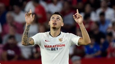 نجم أشبيلية يحقق رقمًا مميزًا في الدوري الإسباني