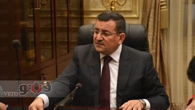 وزير الإعلام: استمرار قرار تخفيض العمالة في الوزارات والجهات الحكومية