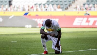 مونشنجلادباخ الألماني يهاجم تصرفات جماهيره العنصرية