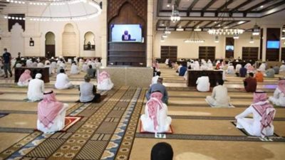 السعودية تفتح 5500 مسجد إضافي لأداء صلاة الجمعة