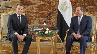 السيسي وماكرون يتوافقان على استمرار التنسيق المشترك لتنفيذ 