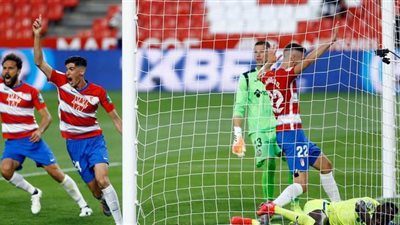 غرناطة يحول تأخره بهدف لفوز بهدفين على خيتافي