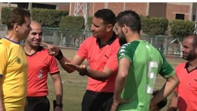 موسوعة أمريكية تحتفي بالمصري عز الدين بهادر أكبر محترف بالعالم