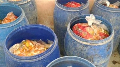 إحباط ترويج ٦٠ طن مخللات غير صالحة للاستهلاك الآدمي في الدقهلية