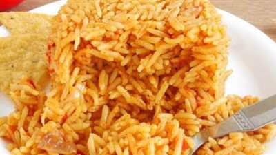طريقة عمل الأرز بالطماطم الحار من الشيف عظيمة