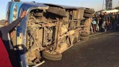 التحريات بإصابة شاب وتهشم ٤ سيارات: السرعة الزائدة سبب الحادث