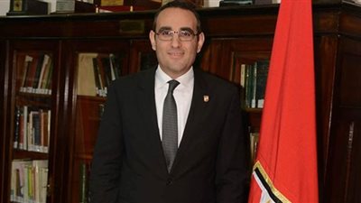 عضو مجلس الأهلي يكشف الخسائر المالية حال إلغاء المسابق