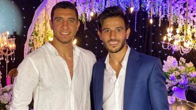 ربيعة يهنئ حمدي فتحي بعقد قرانه