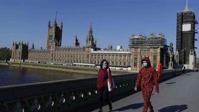 بريطانيا تسجل 181 وفاة جديدة بفيروس كورونا