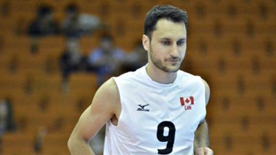 الأهلي يطالب 