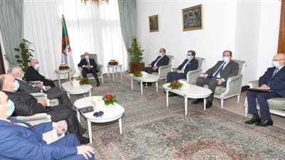 الرئيس الجزائري يستقبل رئيس مجلس النواب الليبي