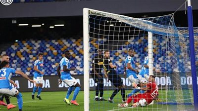 إريكسن يسجل أول أهداف الكرة الإيطالية بعد العودة في عصر كورونا