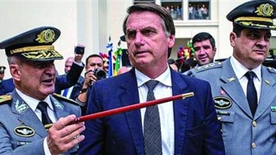 الرئيس البرازيلي: أثق في ابتعاد الجيش عن السياسة