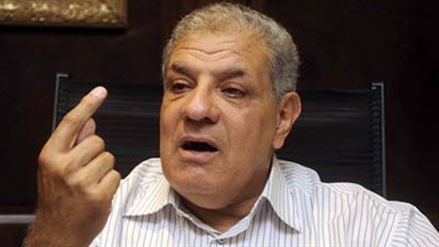 «محلب» يدرس إجراء تعديلات تشريعية لتنشيط الصناعة المصرية