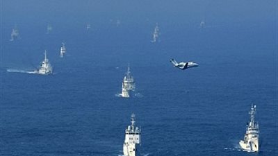 سفن صينية تسجل رقما قياسيا فى الإبحار حول جزر النزاع