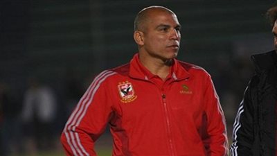 متمردو الأهلى يؤجلون الصدام مع 