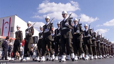 بالفيديو والصور.. 20 ألف جندي تركي لمحاربة «داعش»