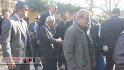 بالصور.. الببلاوي ينتهي من التصويت على الدستور