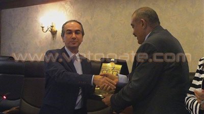 بالصور.. تكريم السكرتير العام السابق لمحافظة الجيزة