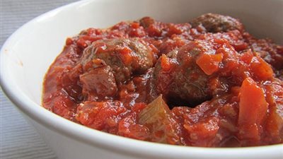 جددي إفطارك بطبق «كرات اللحم بالباذنجان المدخن»