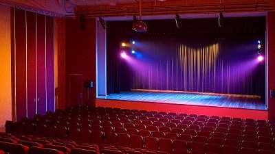 فرقة الكوميدى فرانسيز ومسرحية 