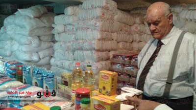 بالصور.. جولة تفقدية لوكيل وزارة التموين بالإسكندرية