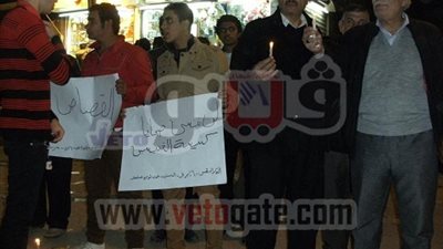 بالصور..ثوار بطنطا يشاركون الأقباط احتفالات رأس السنة