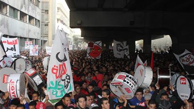 خناقة بين ألتراس أهلاوى وعمال المترو