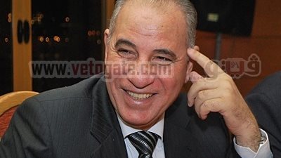 بلاغ يطالب بسحب الثقة من 