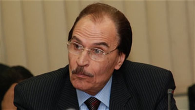 الفنان عزت العلايلى