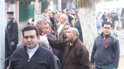 إقبال كثيف على لجان التصويت بالعاشر من رمضان