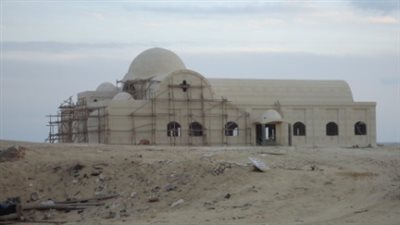 دعوى قضائية ضدى مرسى وقنديل بسبب الدير المنحوت