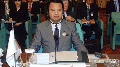 وزير ياباني يعلن إجراء تعديل وزاري يوليو المقبل