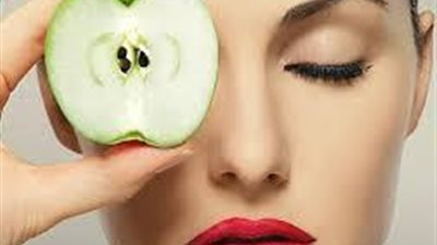 ماسك التفاح يعيد للبشرة نضارتها