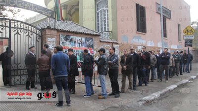 بالفيديو والصور.. المصريون يكتبون نهاية الإخوان فى طوابير الاستفتاء