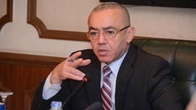 اجتماع 3 وزراء بمقر «الطيران المدني» لمناقشة تنشيط السياحة