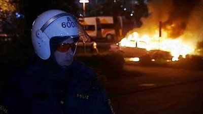 مستشار رئيس وزراء التشيك يطالب حكومة بلاده بمتابعة القوانين