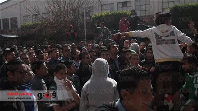 جماهير «المصرى» تهدد بمنع دخول الأيدى العاملة لبورسعيد