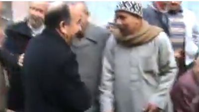 بالفيديو..المواطنون يستقبلون 