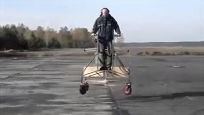 بالفيديو.. أغرب طائرة في العالم