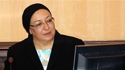 وزيرة الصحة تشدد على توفير خدمات الإسعاف للمواطنين أثناء الاستفتاء
