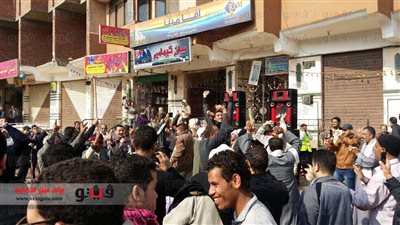 بالصور.. زغاريد وتسلم الأيادي بمحيط لجان الخصوص بالقليوبية