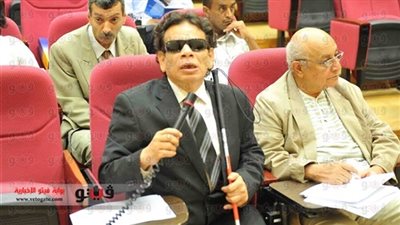 صلاح عبدالله يطالب بدستور جديد