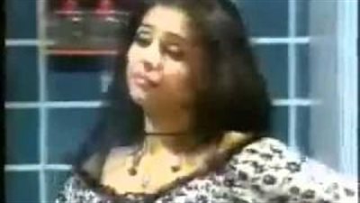 فيديو نادر لهيفاء وهبي في «إعلان مكرونة»