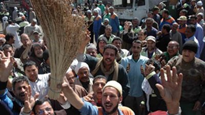 إضراب عمال النظافة بمستشفى الفيوم العام
