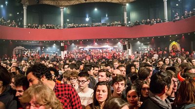 بالصور.. اللحظات الأخيرة قبل اقتحام مسرح «باتاكلان» في باريس