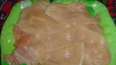 انخفاض أسعار الفراخ البانيه بالأسواق