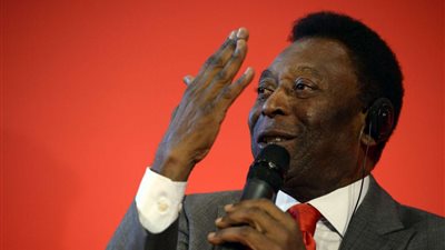 بيليه يرشح إسبانيا والبرازيل للفوز بالمونديال