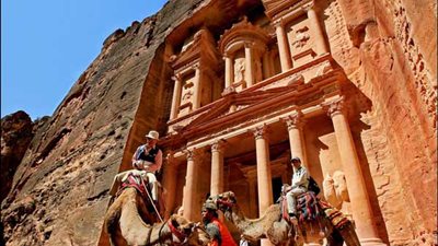 استياء بين السائحين إثر انقطاع المياه بالأقصر