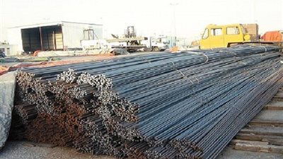 سائق يسرق 75 كيلو حديد من شركة الصلب بحلوان